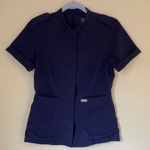 Figs Lira Epaulet Camp Scrub Top Size XS Navy Blue Button Pockets